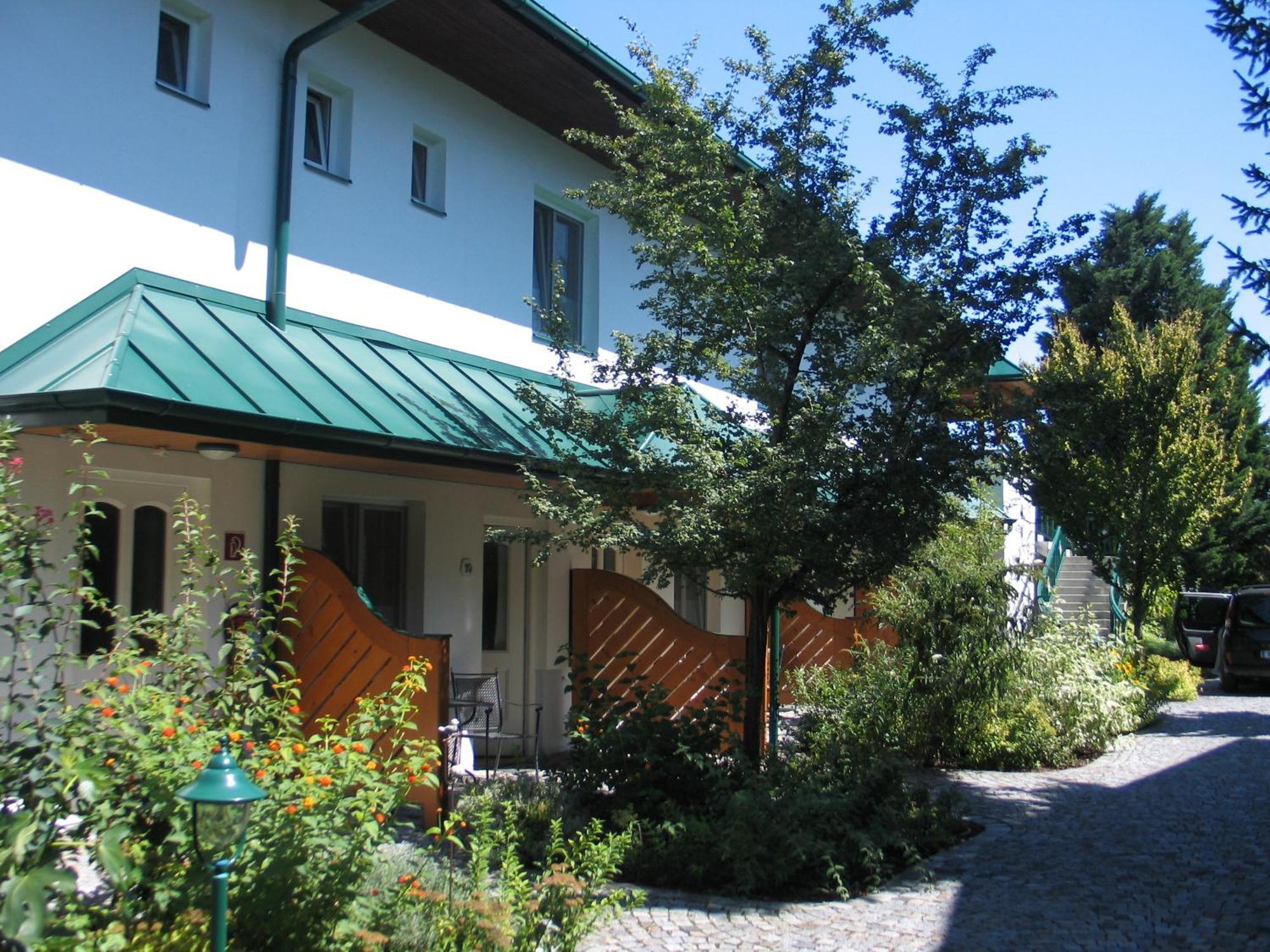 Gartenpension Fischl Moerbisch Am See Exterior photo